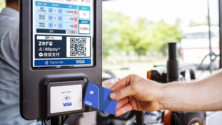 Du khách quốc tế có thể đi xe buýt ở đảo Jeju bằng thẻ Visa nước ngoài