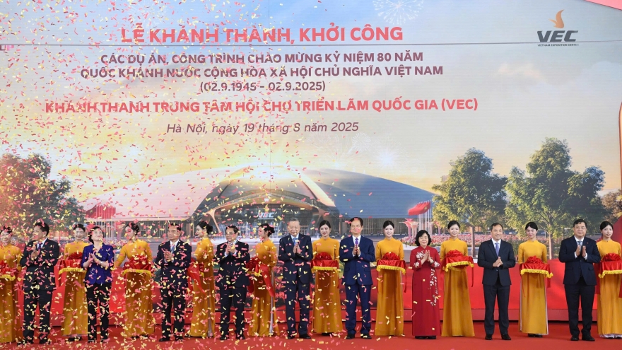 Tăng tốc thi công các dự án, công trình lớn chào mừng Đại hội Đảng XIV
