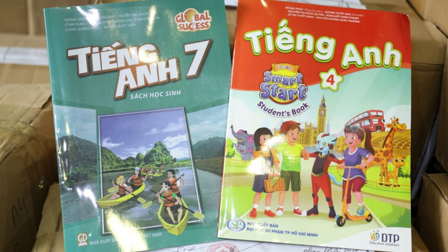 Bắc Ninh triệt phá ổ nhóm buôn bán hơn 185.000 bản sách giáo khoa Tiếng Anh giả
