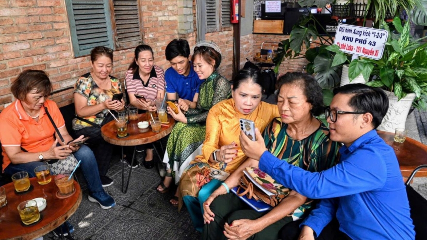 Cà phê sáng học làm công dân số