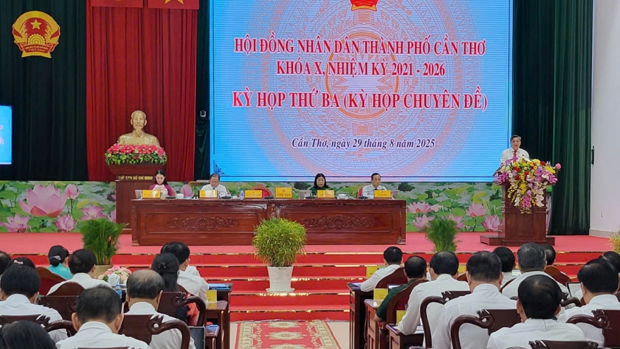 Cần Thơ: Hơn 279 tỷ đồng hỗ trợ cán bộ, công chức, viên chức và người lao động