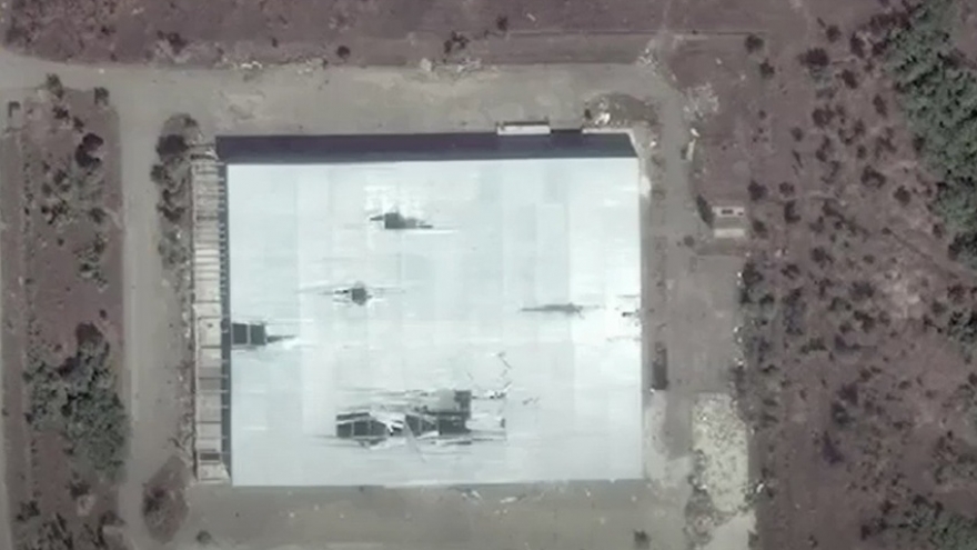 Ukraine tấn công cơ sở UAV của Nga gần sân bay Donetsk