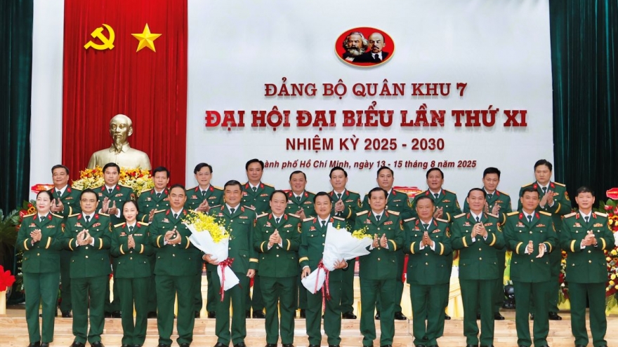 Thiếu tướng Trần Vinh Ngọc được bầu giữ chức Bí thư Đảng ủy Quân khu 7 nhiệm kỳ 2025