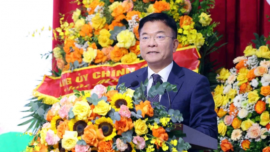 Phó Thủ tướng: Đổi mới tư duy, chuyển từ "ban hành" sang "quản trị pháp luật"