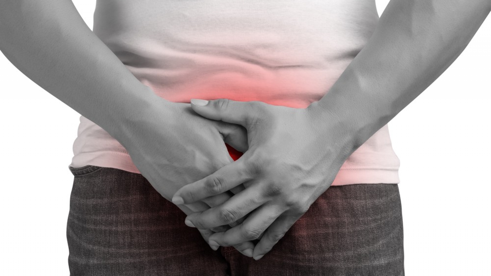 Vùng kín bỗng nhiên nổi mụn nhỏ không gây đau đớn, ngứa rát