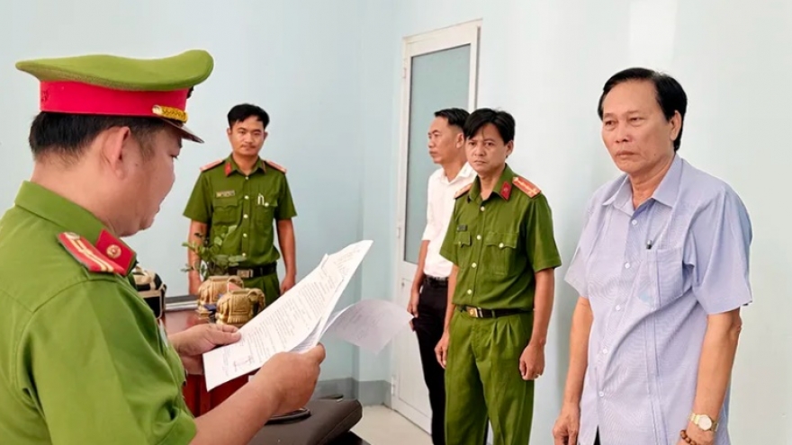 Chuyển tội danh đề nghị truy tố 2 cựu Phó Chủ tịch TP Long Xuyên