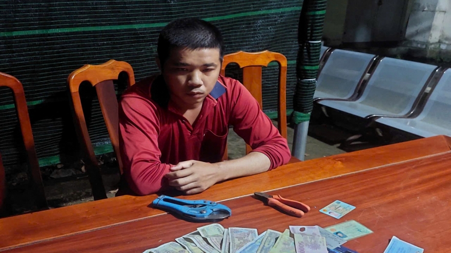 Bắt quả tang đối tượng trộm mô tơ điện của người dân ở Vĩnh Long