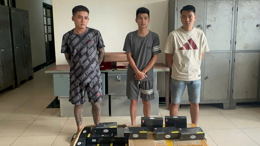 Hé lộ đường dây trộm cắp 138 máy tính tại cảng hàng không Nội Bài