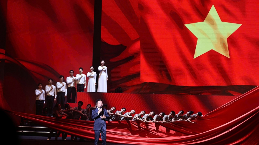 Sao Độc lập 2025: Tôn vinh lịch sử, hun đúc ý chí dựng xây hòa bình