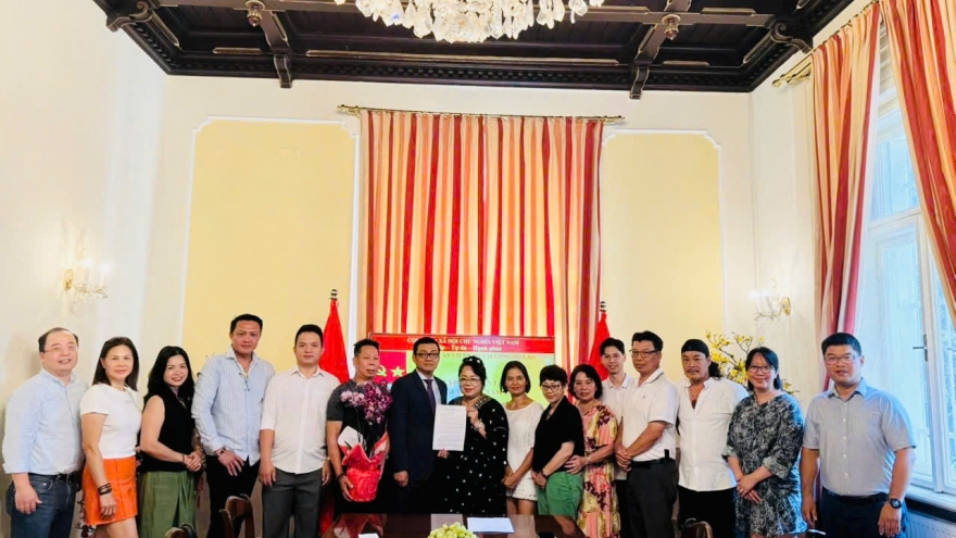Thành lập và ra mắt Ban liên lạc Cộng đồng người Việt Nam tại Cộng hòa Áo