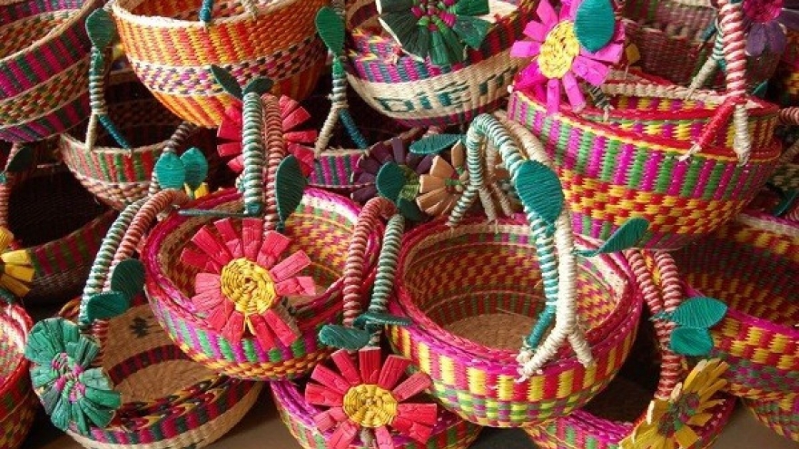 Ample room for Vietnamese furniture, handicraft exports to EU