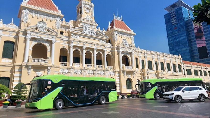 Miễn phí vé hơn 100 tuyến xe buýt và Metro số 1 trong dịp 2/9