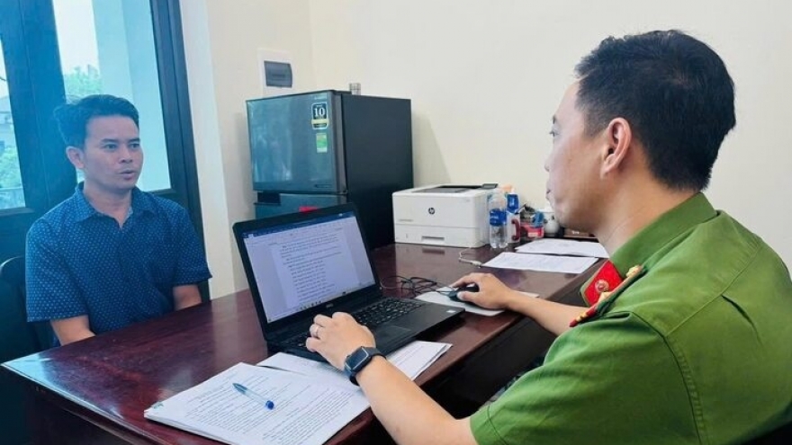 Giao xe máy cho con trai chưa đủ tuổi gây tai nạn chết người, bố bị khởi tố