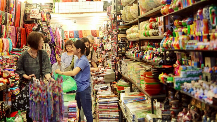 Có nên miễn phạt 2 năm với hộ kinh doanh vi phạm hình thức hóa đơn?