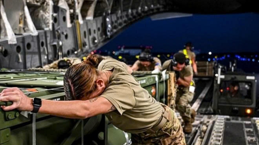 Hà Lan cấp 500 triệu euro mua vũ khí của Mỹ cho UKraine