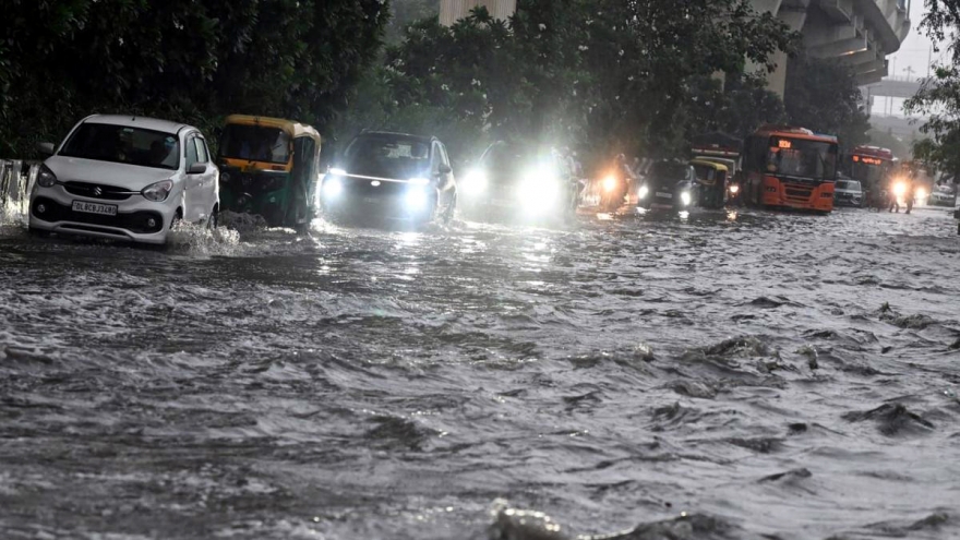8 người thiệt mạng do đổ tường ở Thủ đô New Delhi, Ấn Độ