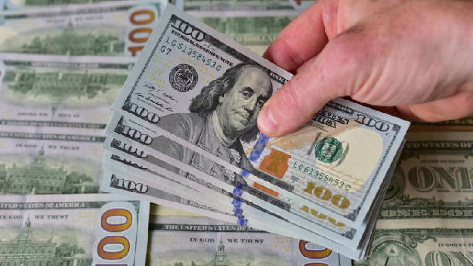 Tỷ giá USD hôm nay 27/8: Tỷ giá trung tâm giữ nguyên tại mức 25.273 đồng/USD