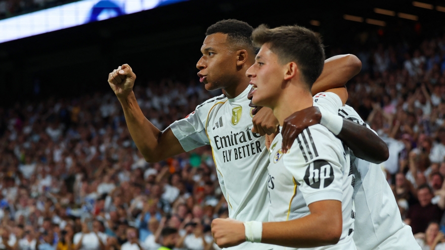Kết quả bóng đá hôm nay 31/8: Real Madrid thắng nhọc, PSG "đánh tennis"