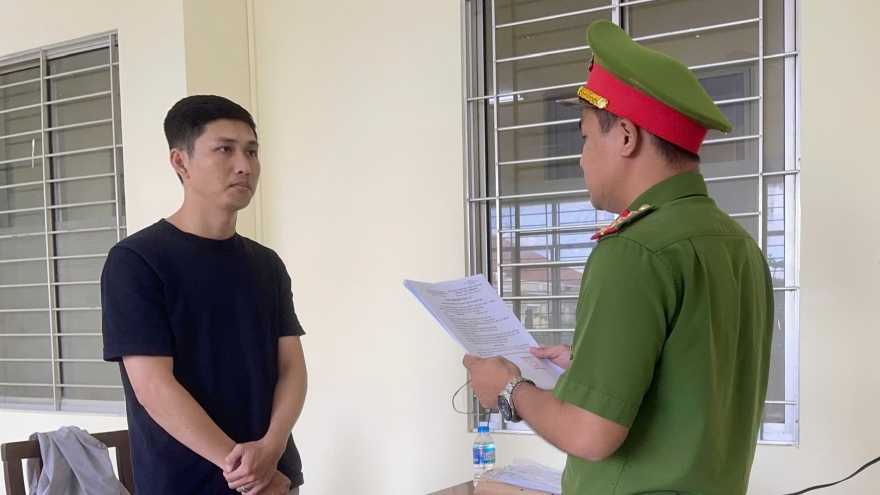 Hai đối tượng bị khởi tố vì bán 80 hóa đơn khống trị giá hơn 350 triệu đồng