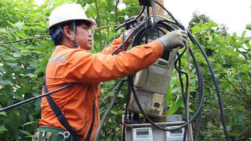 99,2% khách hàng khu vực Điện Biên Đông (cũ) đã có điện trở lại