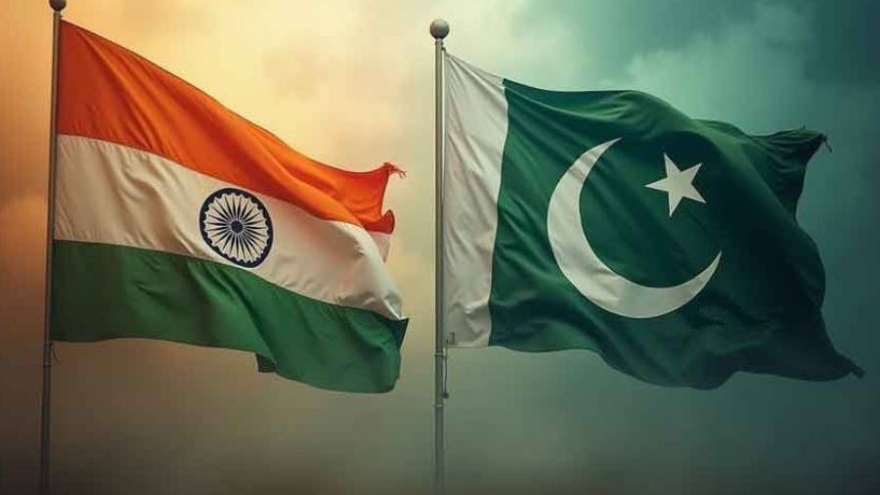 Ấn Độ và Pakistan tiếp tục đóng cửa không phận với máy bay của nhau