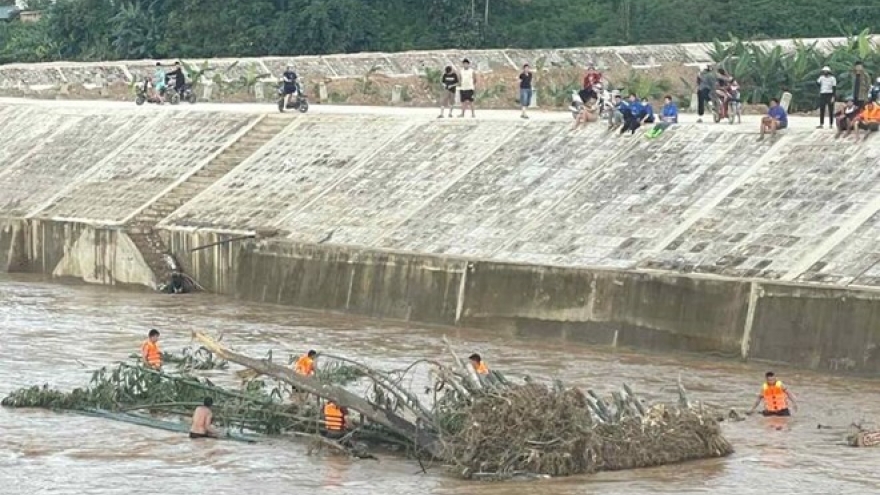 Tìm thấy thi thể thiếu niên 14 tuổi ở xã Sốp Cộp bị trượt chân ngã xuống suối