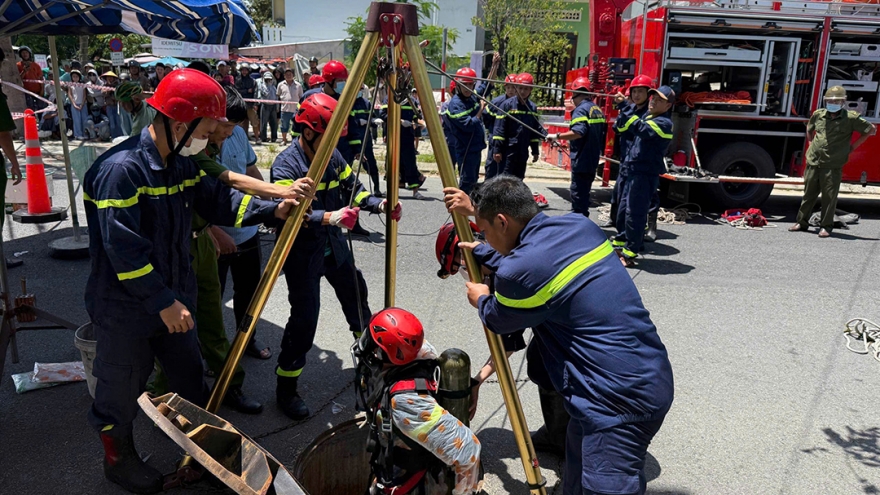 2 công nhân tử vong dưới cống sâu khi tiến hành nạo vét