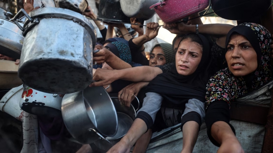 Tình cảnh “đến sắt đá cũng phải rơi lệ” của người Palestine ở Dải Gaza