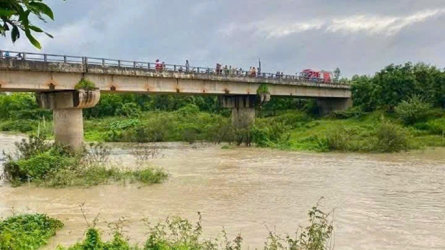 Tìm thấy thi thể người đàn ông dưới sông Dinh, Lâm Đồng
