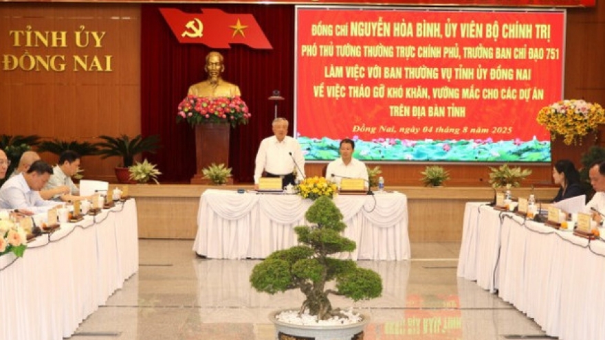 Phó Thủ tướng Nguyễn Hòa Bình làm việc với Đồng Nai về các dự án vướng mắc