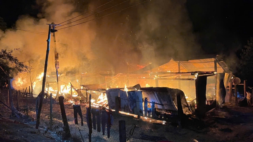 Quảng Ngãi: Cháy nhà dân trong đêm, một người tử vong