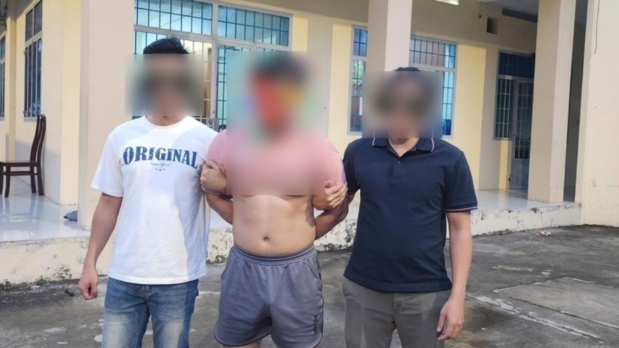 Bắt nghi phạm dùng dao khống chế, xâm hại bé gái ở Đồng Nai