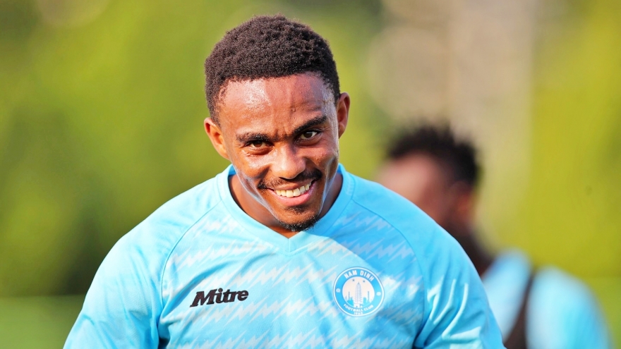 Ngoại binh đắt giá nhất của Nam Định bị gạch tên khỏi V-League 2025/2026