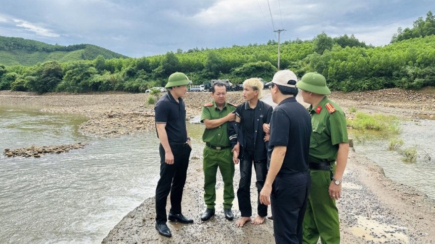 Tạm giữ hình sự 4 người trong vụ dùng súng bắn 1 thanh niên tử vong