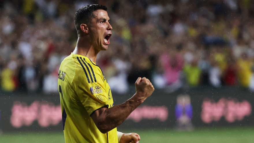 Dẫn đầu danh sách vua phá lưới, Ronaldo cán mốc ghi bàn ấn tượng