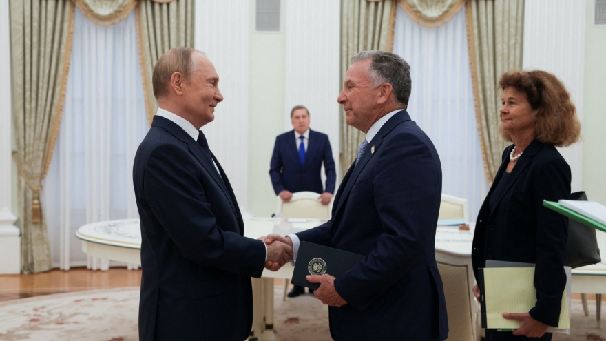 Tổng thống Nga điện đàm với lãnh đạo các nước về tình hình Ukraine và quan hệ với Mỹ