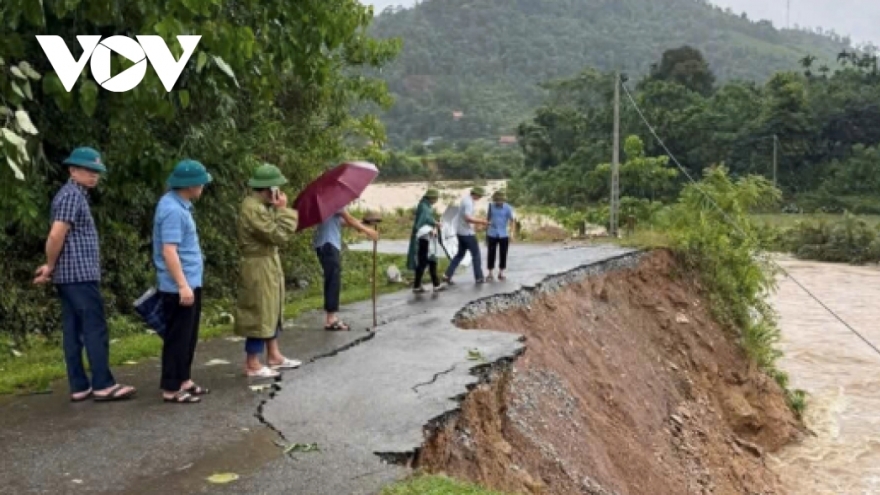 Nghệ An, khó khăn chồng chất do bão chồng bão
