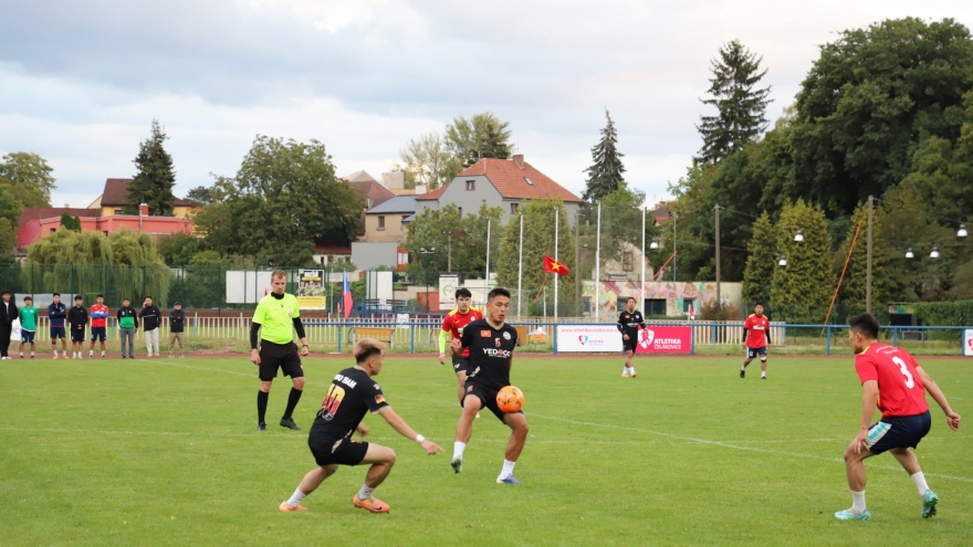 Nâng cao sự gắn kết qua Giải bóng đá cộng đồng người Việt tại châu Âu