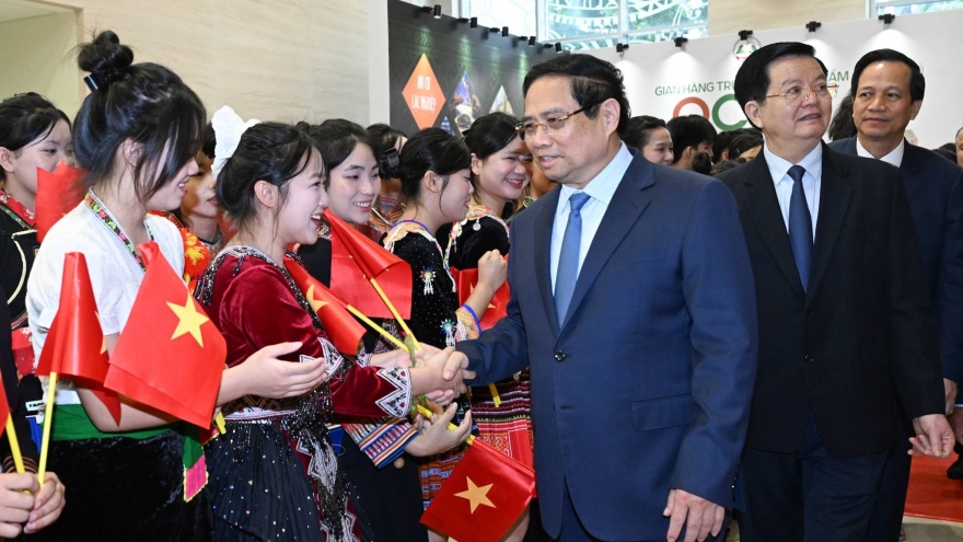 Thủ tướng: Cơ bản hoàn thành xóa nhà dột nát - kỳ tích Việt Nam trong giảm nghèo