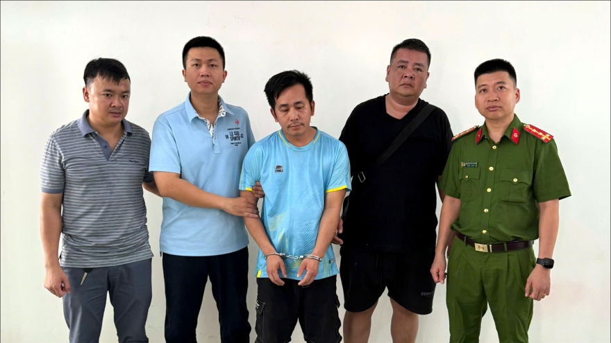 Bắt giữ đối tượng truy nã đặc biệt tổ chức nhập cảnh trái phép