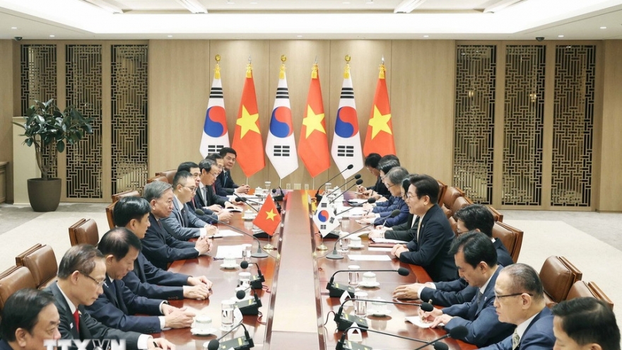 Tuyên bố chung về làm sâu sắc hơn quan hệ Đối tác Chiến lược Toàn diện Việt Nam - Hàn Quốc