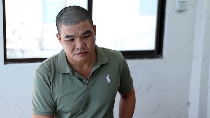 Khởi tố kẻ trộm 460 triệu đồng trong cốp xe máy