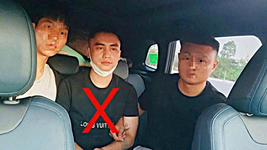 Công an đón lõng bắt đối tượng trốn truy nã