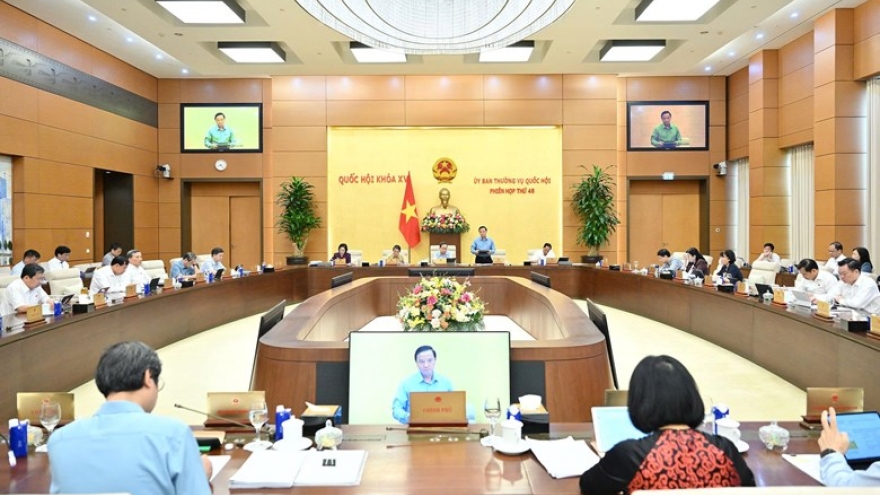 Bế mạc phiên họp 48 của Ủy ban thường vụ Quốc hội
