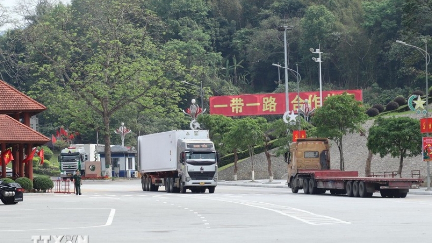 Smart port model helps boost Vietnam-China border trade