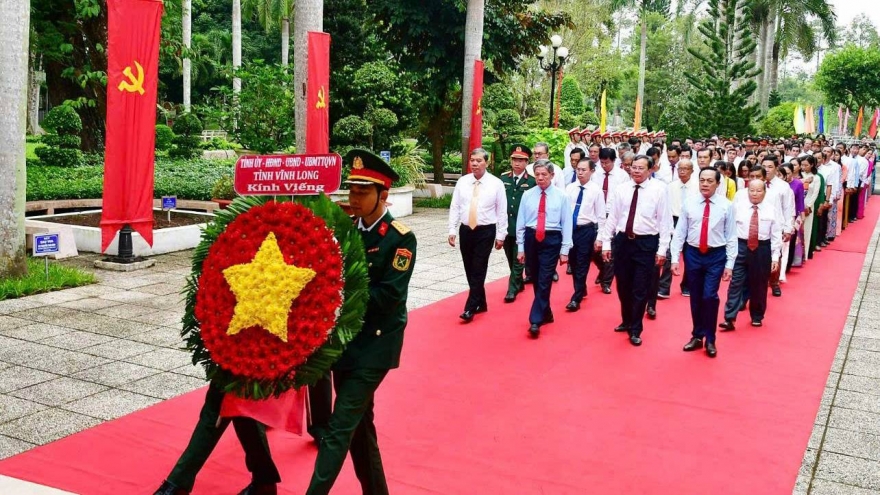 Quảng Ninh, Vĩnh Long kỷ niệm 80 năm Cách mạng Tháng Tám và Quốc khánh 2/9