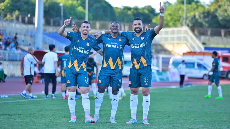 Cựu sao HAGL bất ngờ khoác áo đội bóng Thái Lan