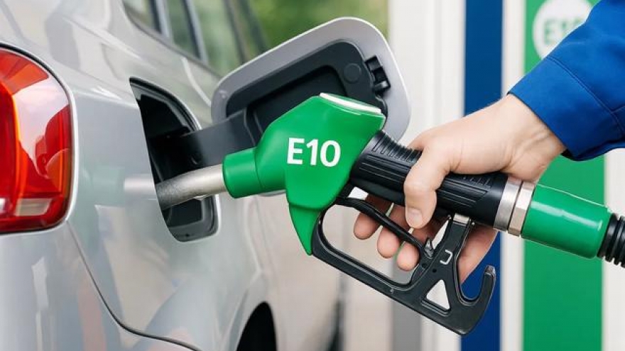 Thí điểm bán xăng sinh học E10 RON95 từ hôm nay 1/8