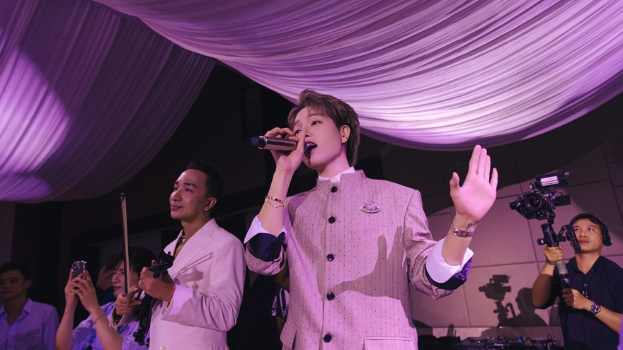 Đức Phúc và Hoàng Rob tạo nên khoảnh khắc đáng nhớ nhất lễ cưới Kai Đinh