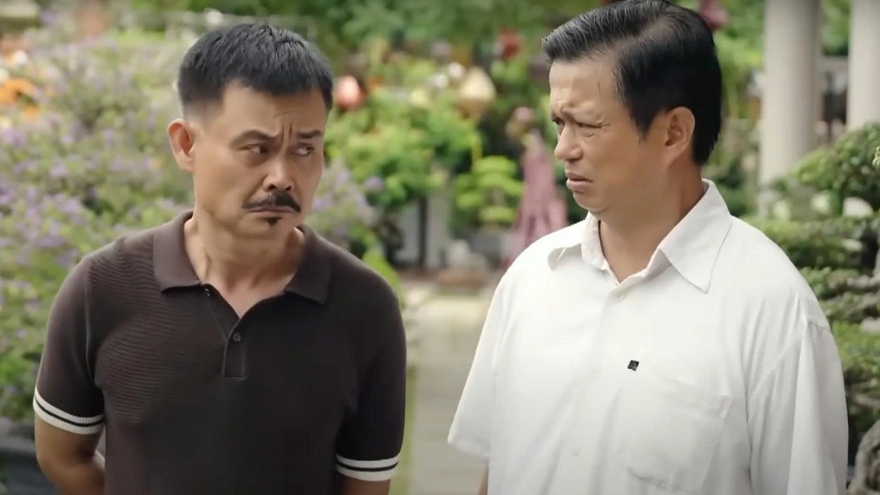 "Có anh, nơi ấy bình yên" tập 6: Xuân nhờ Bằng giúp giữ ghế phó chủ tịch xã